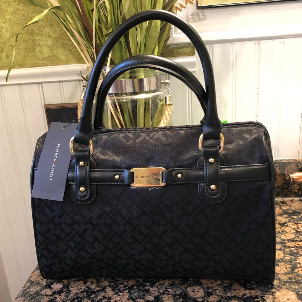 Tommy Hilfiger purse